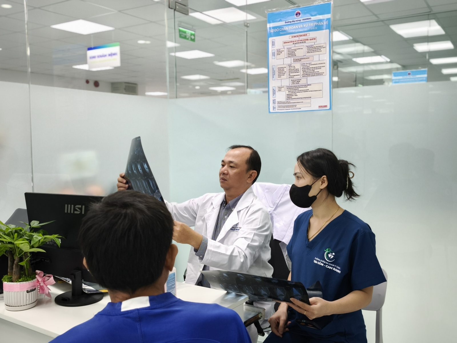 Chương trình khám bệnh miễn phí nhân dịp khai trương thành công rực rỡ